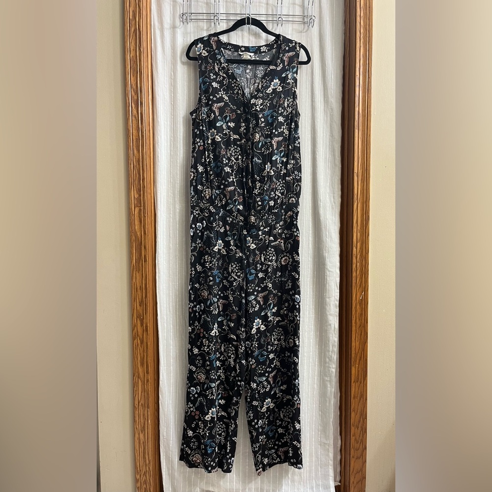 🔆H&M MAMA Maternity Floral Jumpsuit Size M